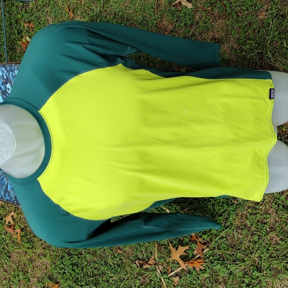 Patagonia Capilene base layer long sleeve small